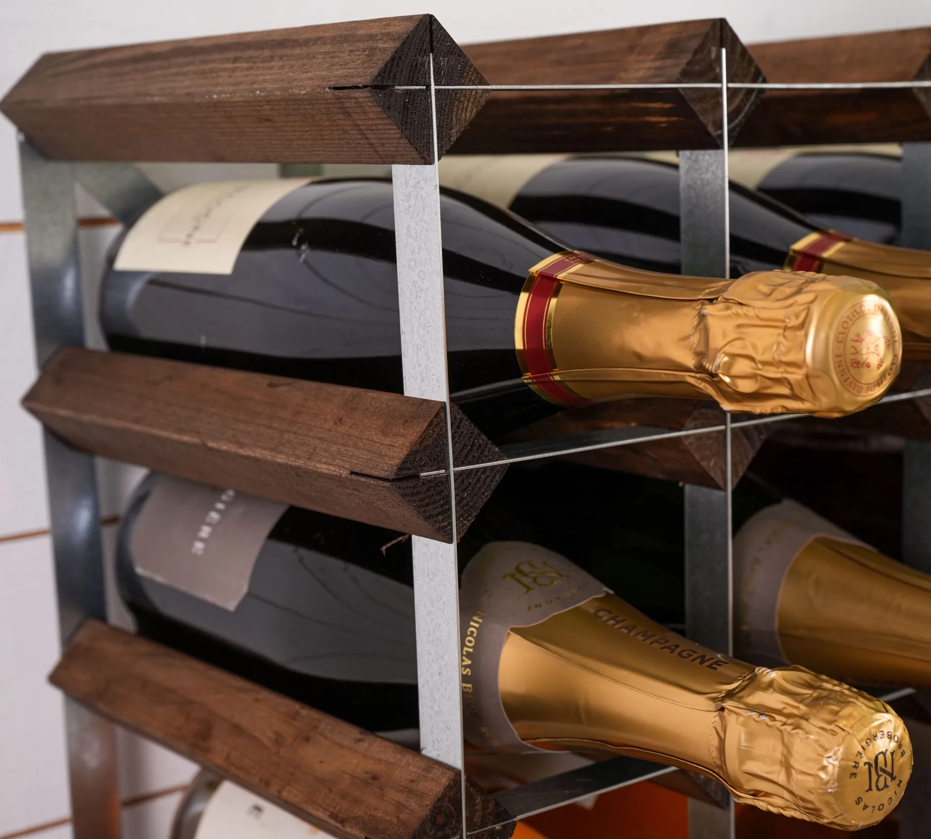 The Swedish Wine Rack Factory vinstativ monteret, 30 flasker-mørk fyrretræ The Swedish Wine Rack Factory