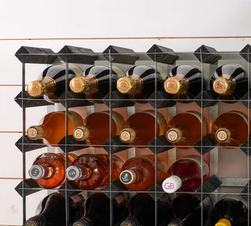 The Swedish Wine Rack Factory vinstativ monteret - 9 flasker-sort fyrretræ - The Swedish Wine Rack Factory