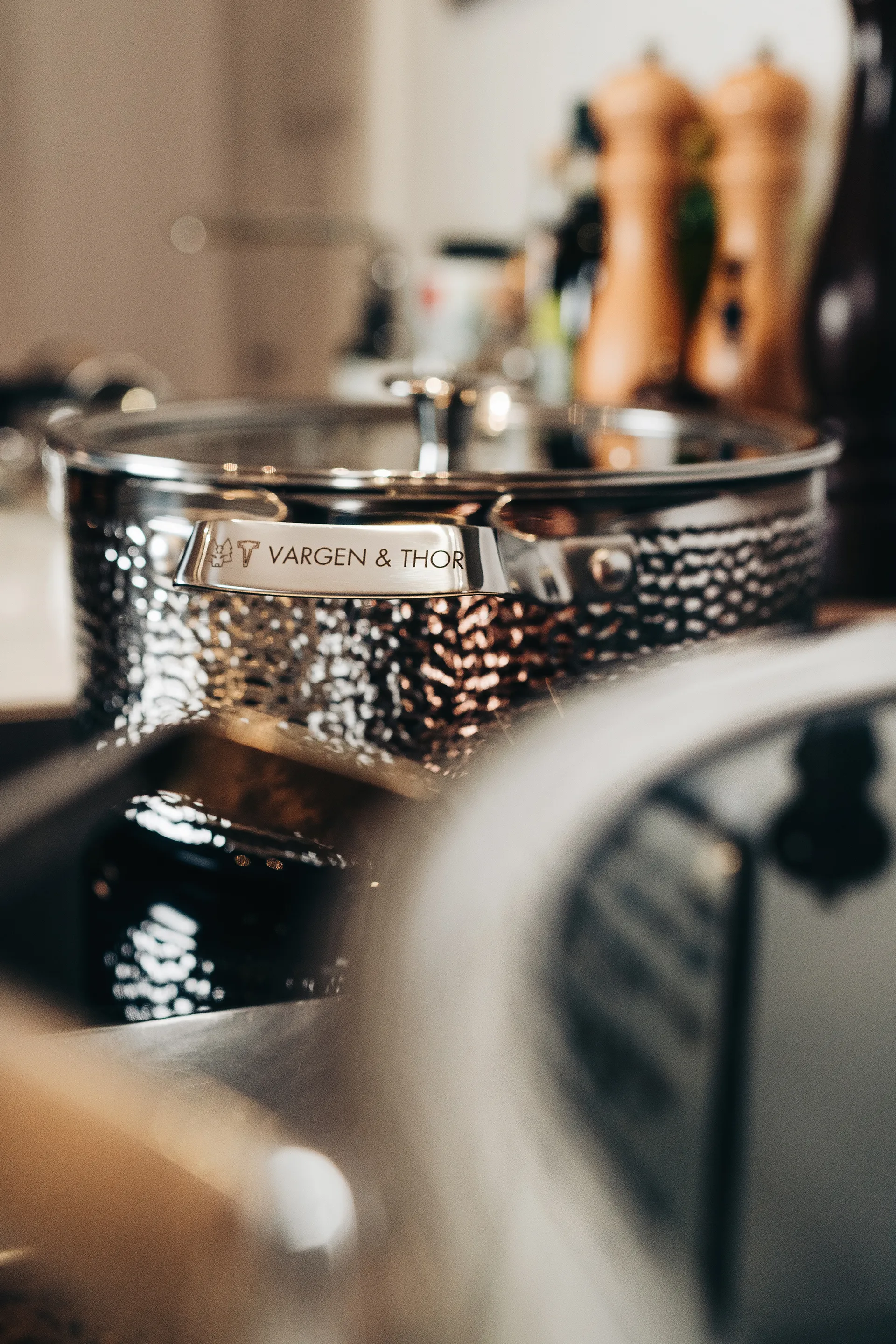 Kroma hamret forkromet gryde med låg, Pixel, 4 L Vargen & Thor