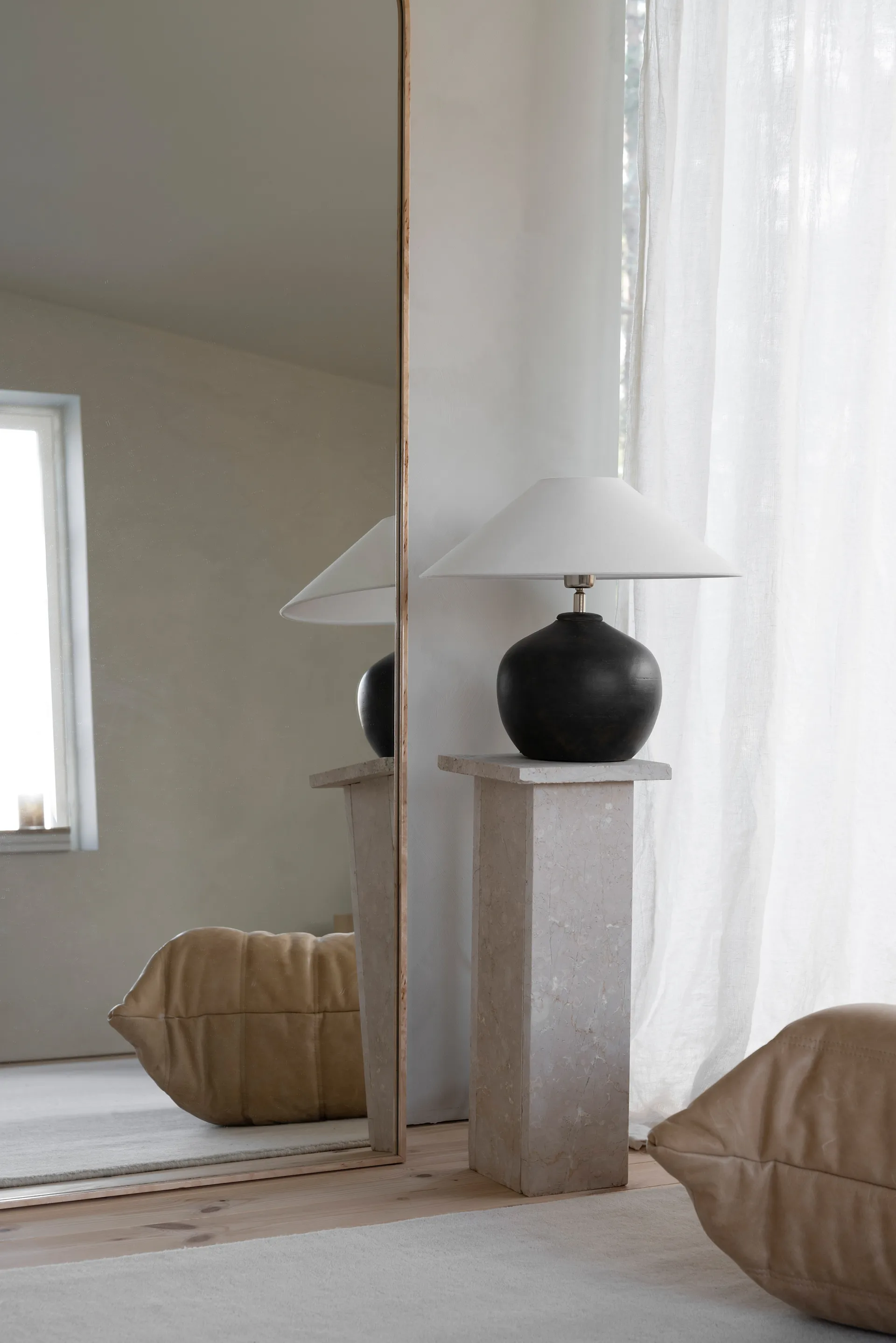 Mona lampefod 28 cm, Black Watt & Veke