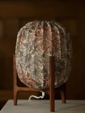 Prisma bordlampe - Dark ash-Honeysuckle beige, Ø27x42 cm - Watt & Veke